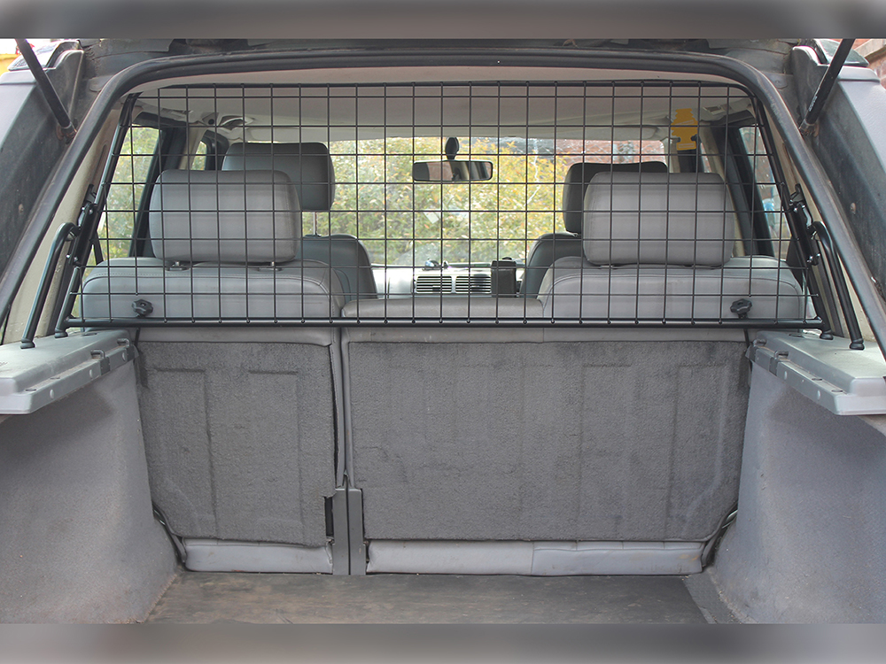 Range Rover P38 Dog Guard STC8524